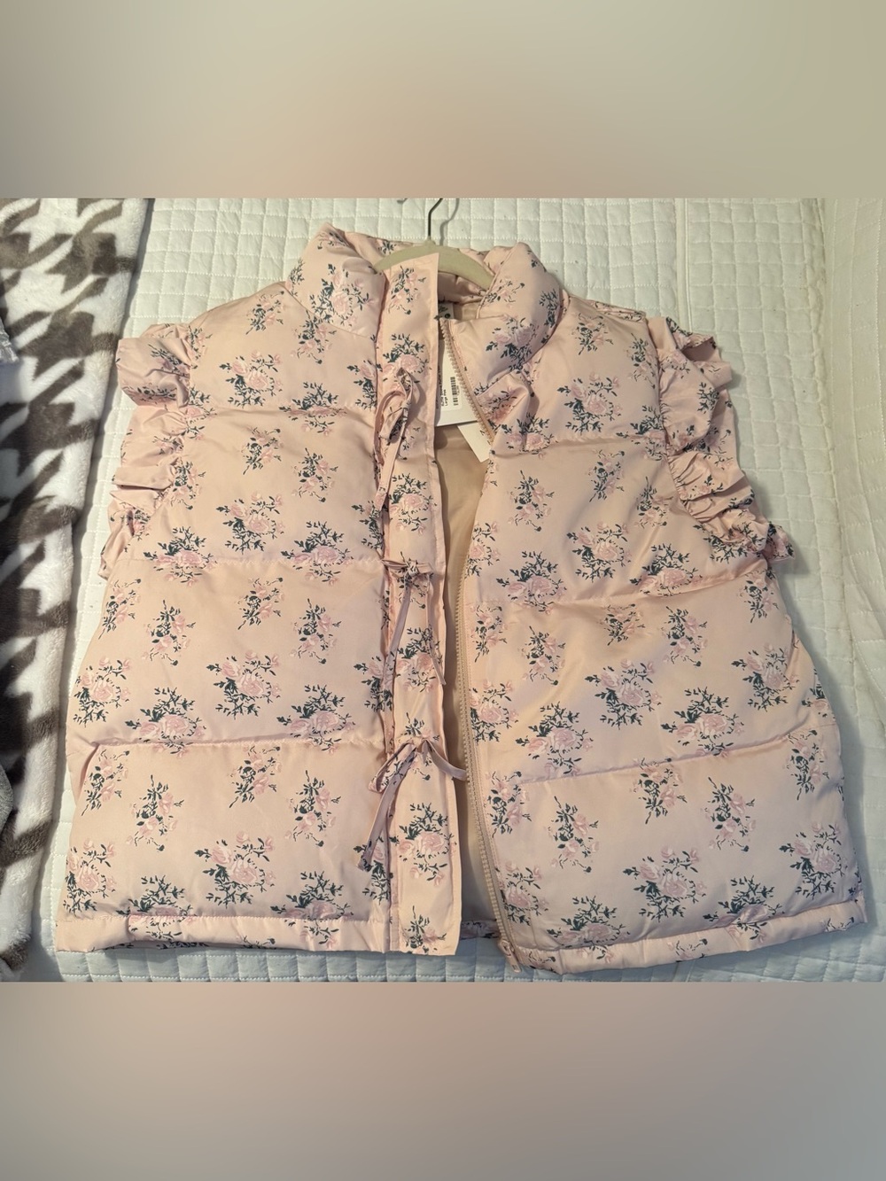 Women’s Pink Floral Puffer Vest
